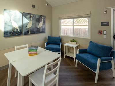 Alzheimer's Care - Memory Care - Edna Rosa Elder Care Santa Maria California - Assisted Living - Hillview Senior Living Santa Maria Elder Care