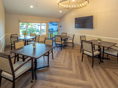 Luxury Elder Care Santa Maria - Assisted Living Santa Maria - Residential Home for Elderly - Executive Senior Assisted Living - Hillview Senior Living Santa Maria  Assisted Living Residences